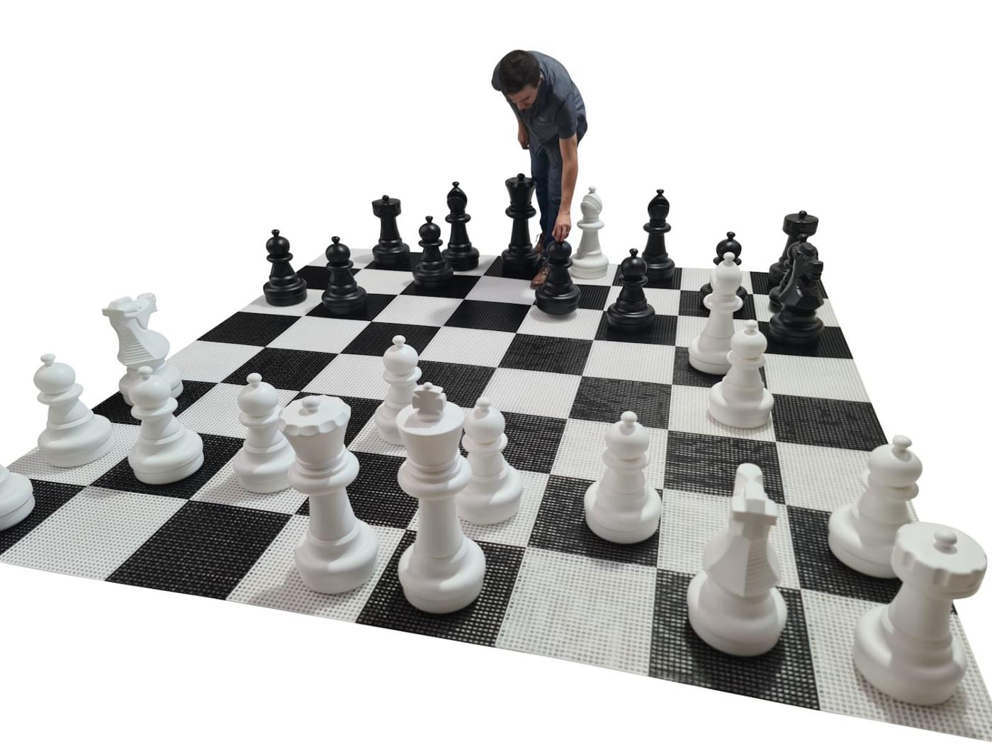 Que o xadrez é um jogo sujo, todo mundo sabe. Mas esse final