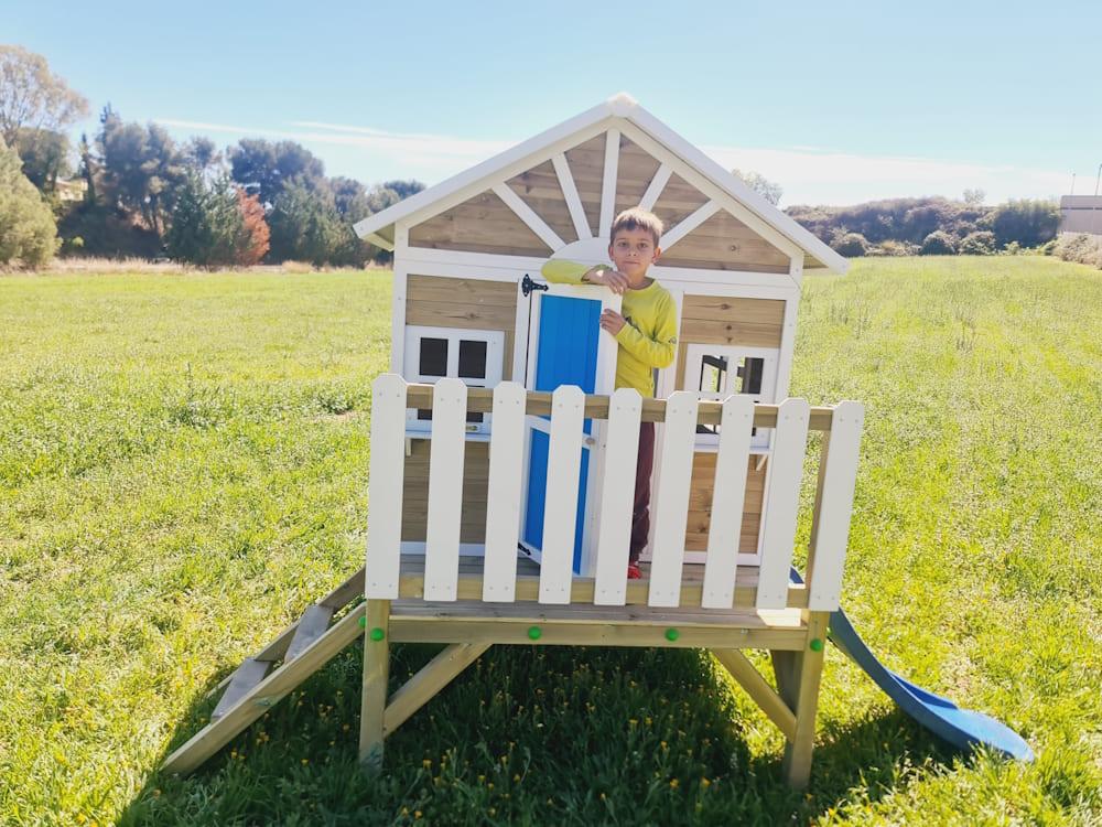 Casita elevada MASGAMES VISBY 60 cm altura madera panelada, fácil montaje